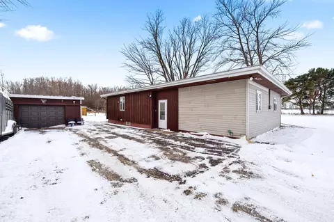 w5571 Us 10, Menasha, WI 54952