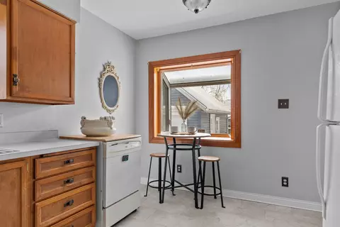 Kitchen - 209 W Parkway Blvd, Appleton, WI 54911 photo 5 of 6