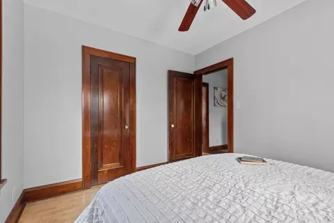 Bedroom - 209 W Parkway Blvd, Appleton, WI 54911 photo 2 of 6