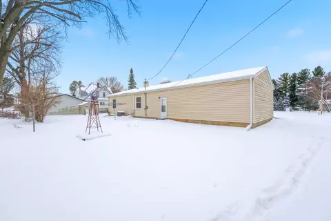Exterior - 61 Cedar St, Ripon, WI 54971 photo 4 of 7