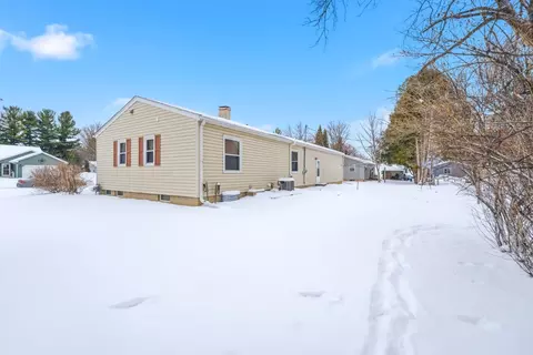 Exterior - 61 Cedar St, Ripon, WI 54971 photo 6 of 7