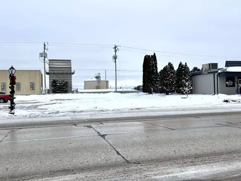 main avenue, De Pere, WI 54115