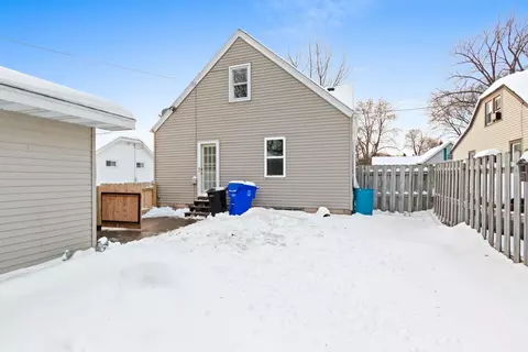 Exterior - 1604 N Clark St, Appleton, WI 54911 photo 7 of 8