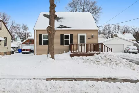 Exterior - 1604 N Clark St, Appleton, WI 54911 photo 3 of 8