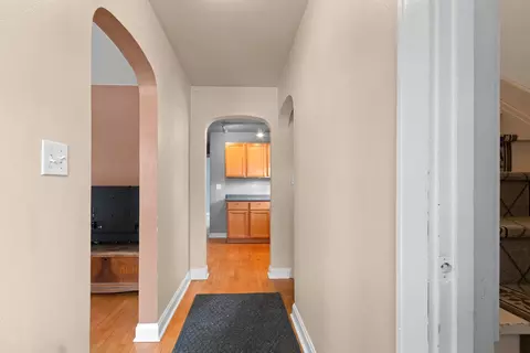 Entry Way - 1604 N Clark St, Appleton, WI 54911 photo 7 of 8