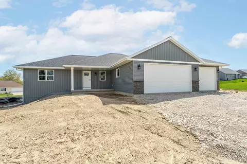 341 Leona Way, Oakfield, WI 53065