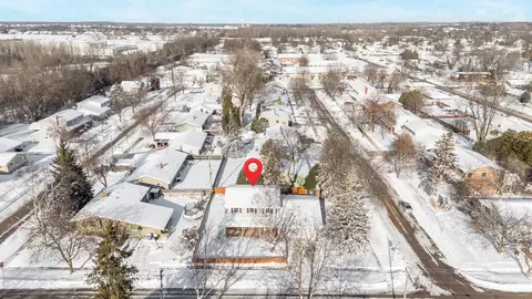 View/Area - 1820 W Glendale Ave, Appleton, WI 54914 photo 2 of 4
