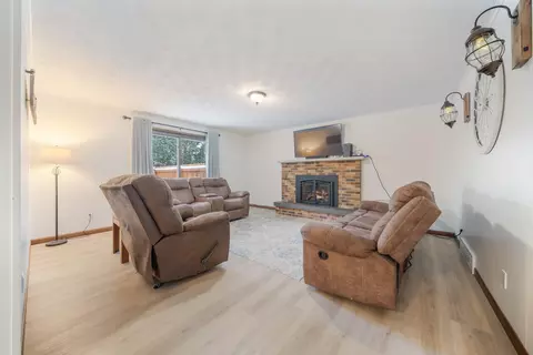Living - 1820 W Glendale Ave, Appleton, WI 54914 photo 2 of 3