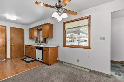 2019 N Birchwood Ave, Appleton, WI 54914 photo 6