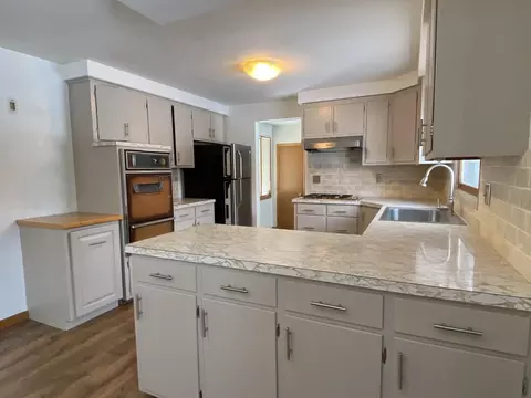 Kitchen - n321 County Road N, Appleton, WI 54915 photo 3 of 4