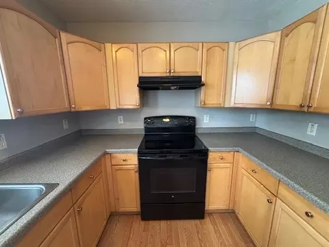 Kitchen - 1812 N Owaissa St, Appleton, WI 54911 photo 1 of 3