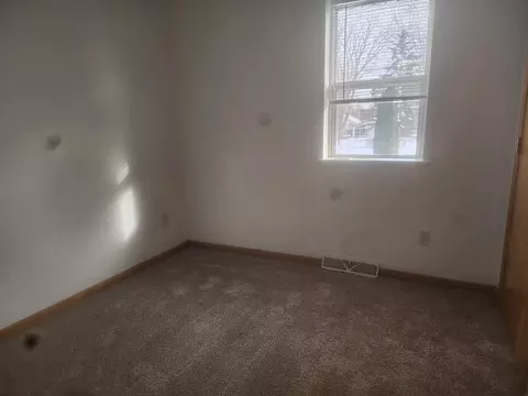 Bedroom - 1812 N Owaissa St, Appleton, WI 54911 photo 1 of 1