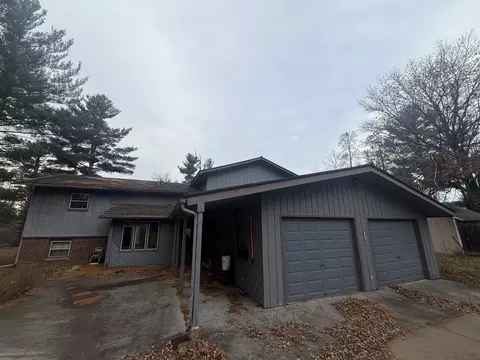 10725 N Namekagon Ln, Hayward, WI 54843