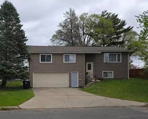 3012 16th St, Menominee, MI 49858