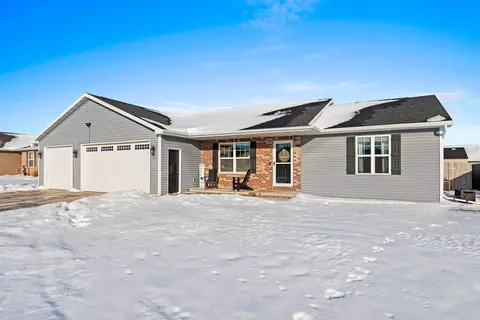 1416 Mera Ln, Kaukauna, WI 54130