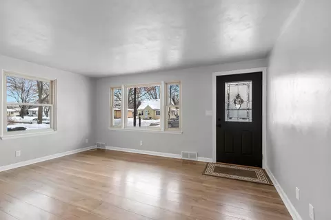 Living - 508 E Coolidge Ave, Appleton, WI 54915 photo 1 of 5