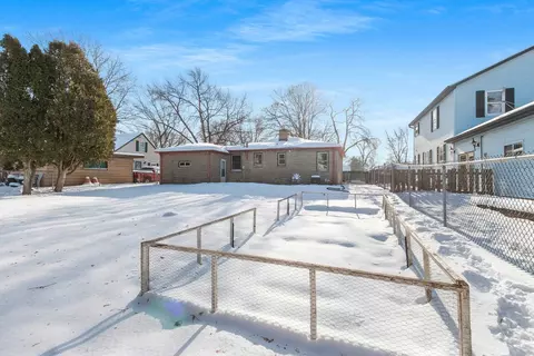 Exterior - 508 E Coolidge Ave, Appleton, WI 54915 photo 13 of 22