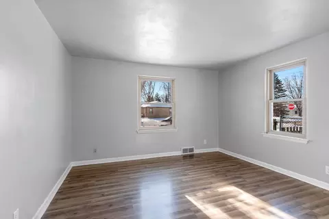 Living - 508 E Coolidge Ave, Appleton, WI 54915 photo 5 of 5