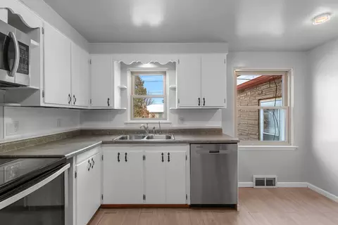 Kitchen - 508 E Coolidge Ave, Appleton, WI 54915 photo 1 of 2