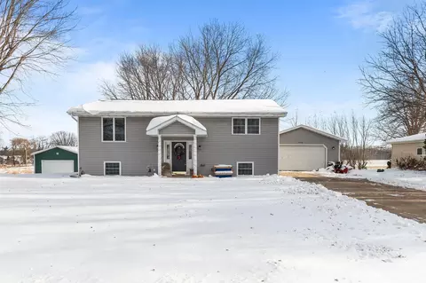 714 Giese St, Hortonville, WI 54944