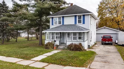 265 Modoc St, Clintonville, WI 54929