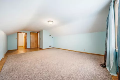 Bedroom - 1717 W Franklin St, Appleton, WI 54914 photo 7 of 7