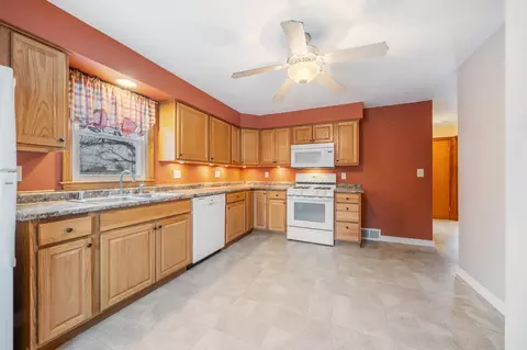 Kitchen - 1717 W Franklin St, Appleton, WI 54914 photo 2 of 3