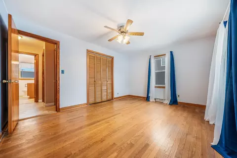 Bedroom - 1717 W Franklin St, Appleton, WI 54914 photo 2 of 7