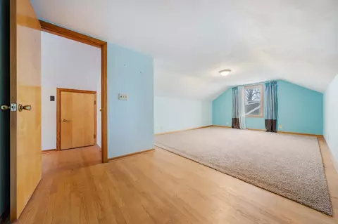 Bedroom - 1717 W Franklin St, Appleton, WI 54914 photo 5 of 7