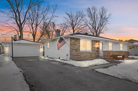 1419 W 3rd St, Kimberly, WI 54136