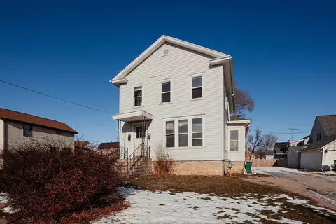 111 E 1st St, Fond Du Lac, WI 54935