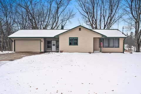 905 Washington St, Fremont, WI 54940