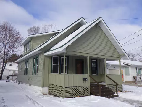 97 Lincoln Ave, Clintonville, WI 54929