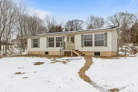 w5492 Bend Road, Princeton, WI 54968