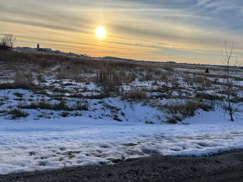 sunset view circle, Kaukauna, WI 54130