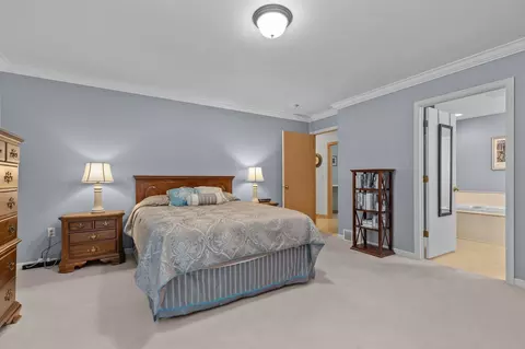 Bedroom - 3034 E Fallcreek Ln, Appleton, WI 54913 photo 2 of 6