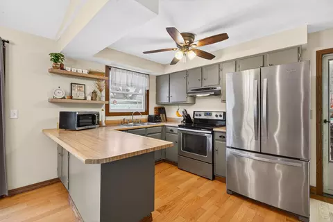 Kitchen - 345 River Dr, Appleton, WI 54915 photo 1 of 3