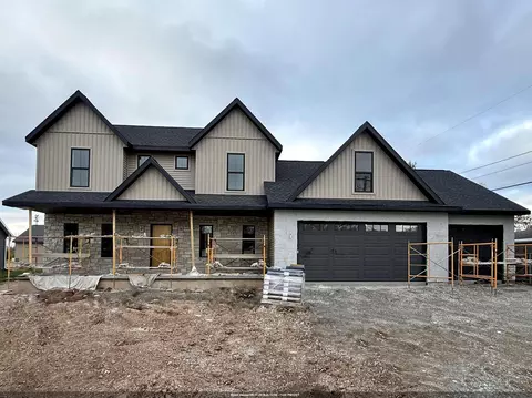 409 Jerelyn Ct, Combined Locks, WI 54113