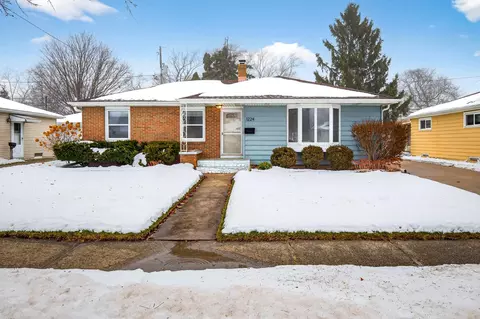 1224 E Marquette St, Appleton, WI 54911