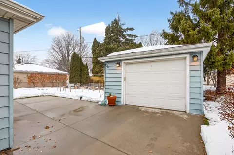 Exterior - 1224 E Marquette St, Appleton, WI 54911 photo 5 of 9