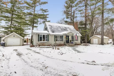 1129 S Lincoln St, Shawano, WI 54166