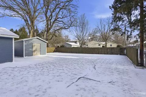 Exterior - 2518 S Madison St, Appleton, WI 54915 photo 2 of 5
