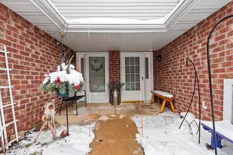 Exterior - 2575 Telluride Trl #E, Howard, WI 54313 photo 5 of 6