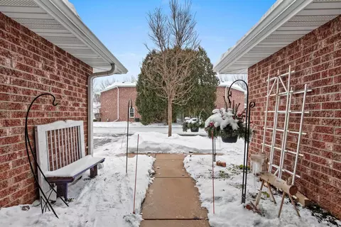 Exterior - 2575 Telluride Trl #E, Howard, WI 54313 photo 6 of 6