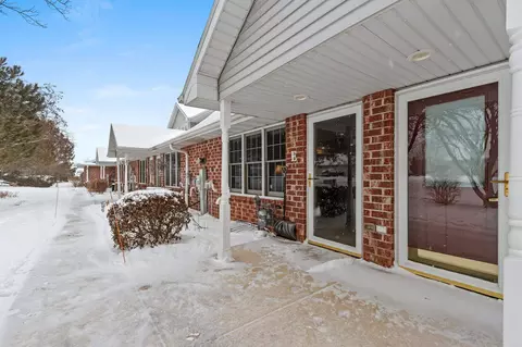 Exterior - 2575 Telluride Trl #E, Howard, WI 54313 photo 2 of 6