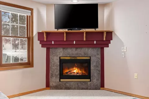 Living - 2575 Telluride Trl #E, Howard, WI 54313 photo 3 of 4