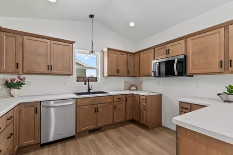 W5626 Tonys Way, Appleton, WI 54915 photo 14