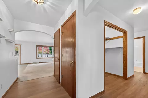 Entry Way - 2918 N Appleton St, Appleton, WI 54911 photo 4 of 5