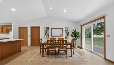 Dining - 2918 N Appleton St, Appleton, WI 54911 photo 1 of 1