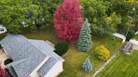 View/Area - 2918 N Appleton St, Appleton, WI 54911 photo 1 of 10